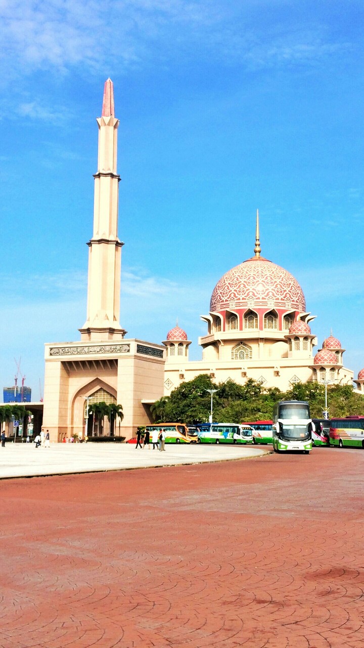 putrajaya mosque
