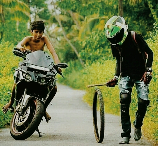 Pulsar RC 200
