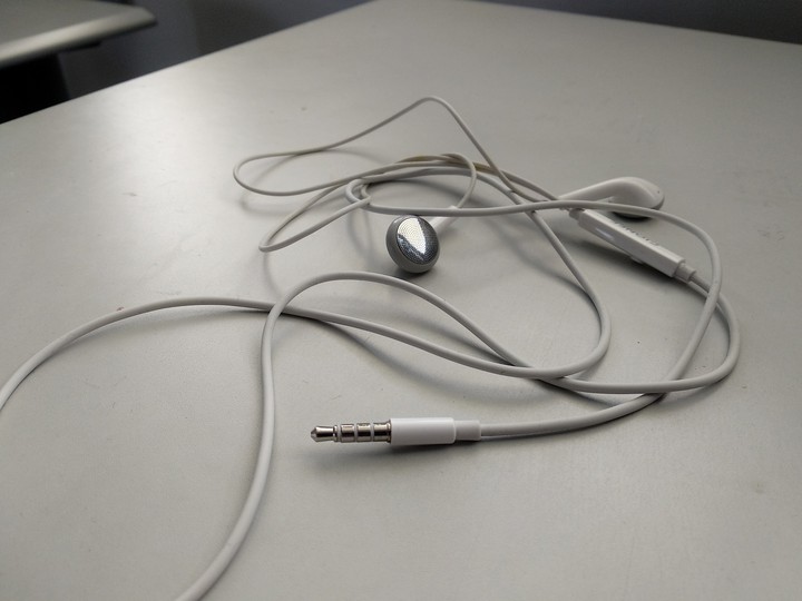 earphone