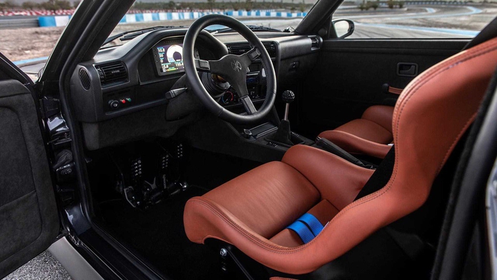 BMW_E30_Coupe