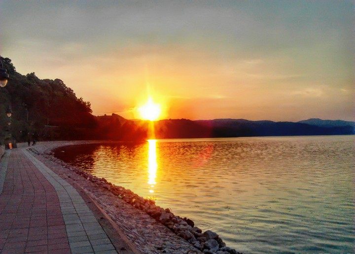Sunset in Donji Milanovac