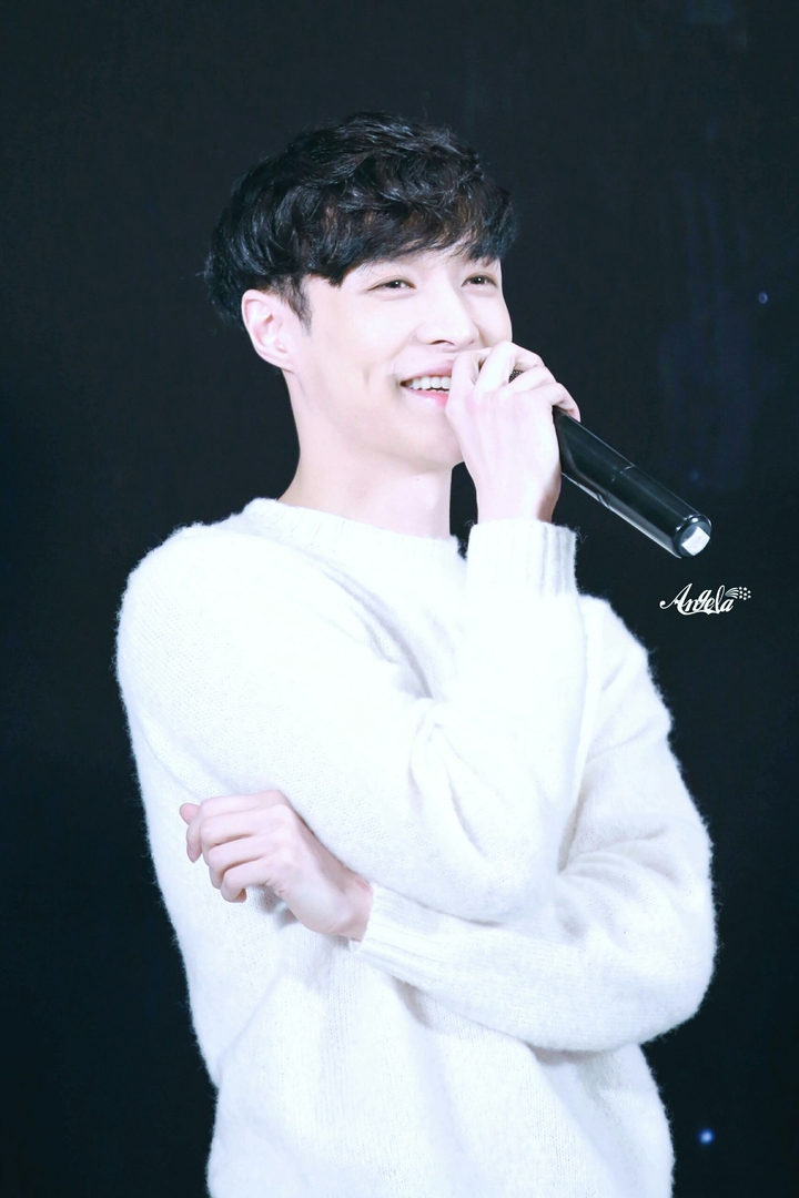 exo lay
