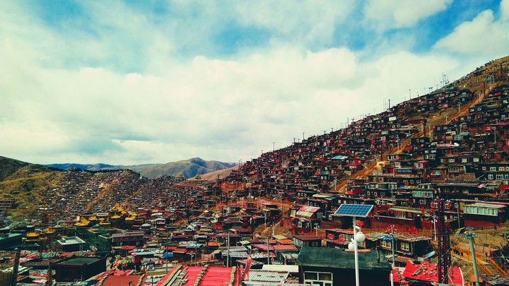 མི་ཡུལ་གྱི་ཞིང་ཁམས།