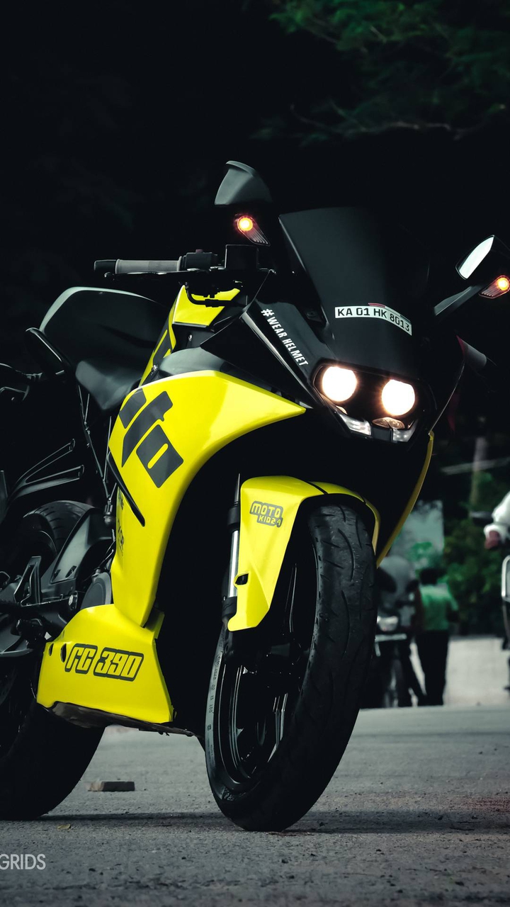 bike riders