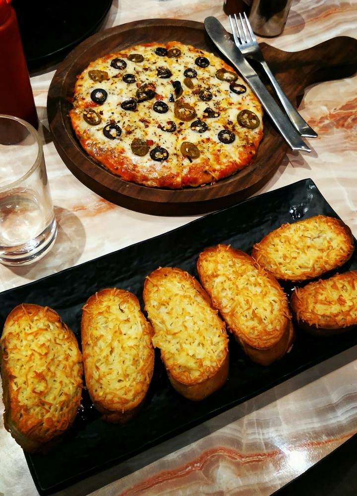 FOOD TALES