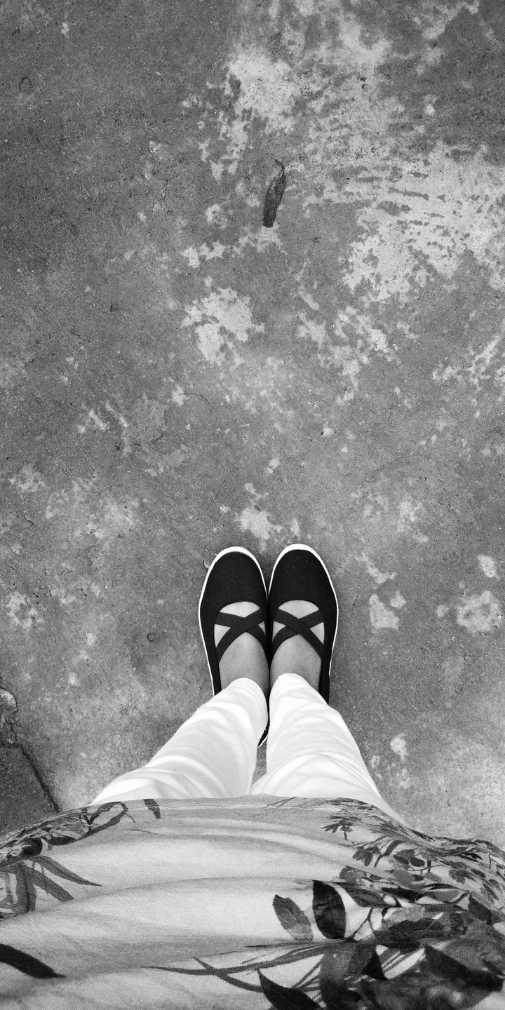 Shoe
