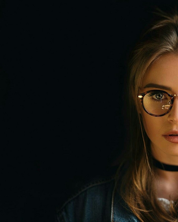 Glasses Girls