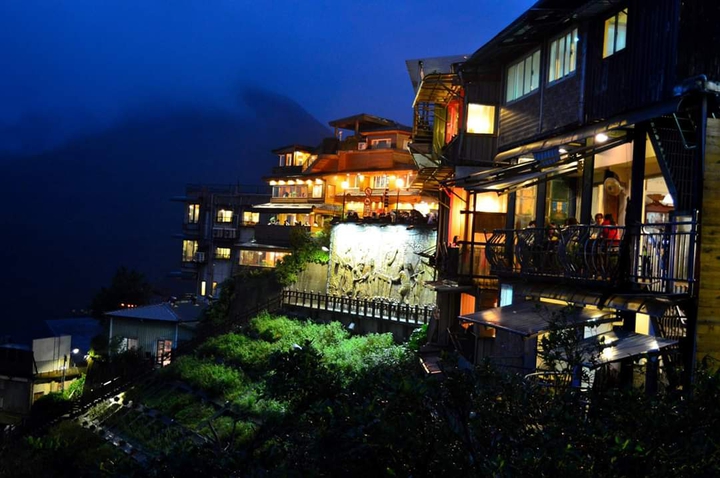 Night at Jiufen, Taipei