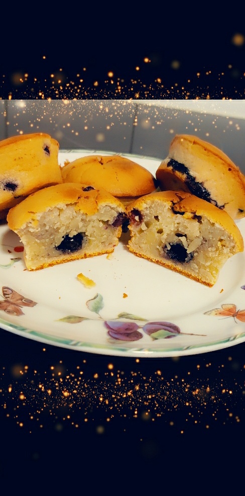 blue berry muffins