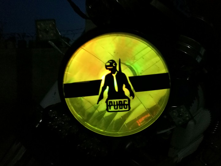 pub g
