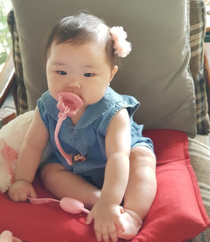 예쁘네무럭무럭잘자라라