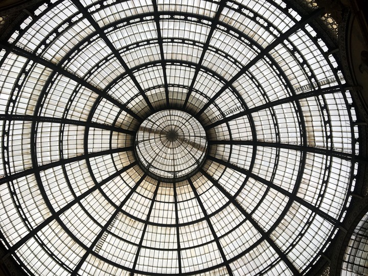 circle in Milan
