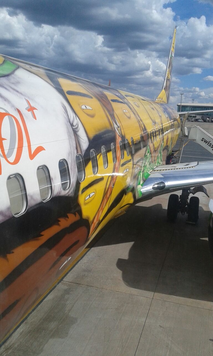 Avião