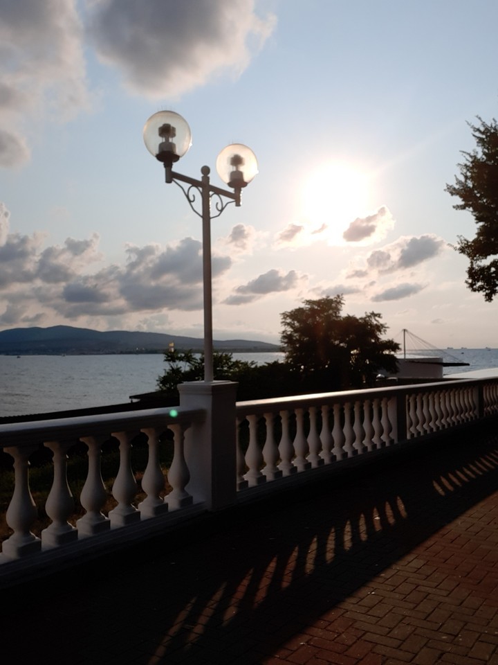 embankment