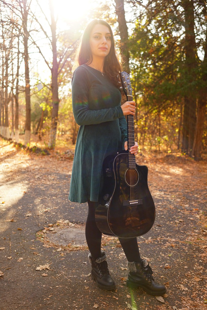 Girl and guitar