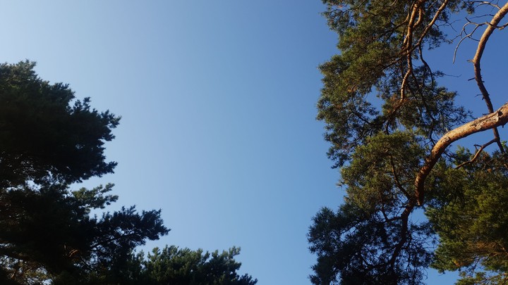 blauer himmel
