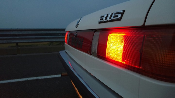 BMW E21