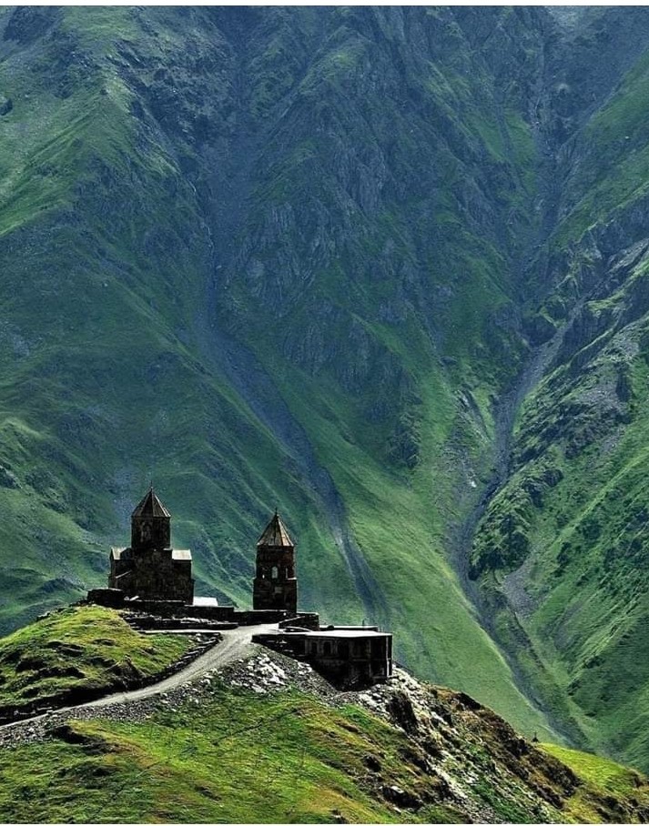 Georgia- kazbegi