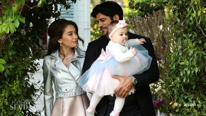Kara Sevda Wallpaper