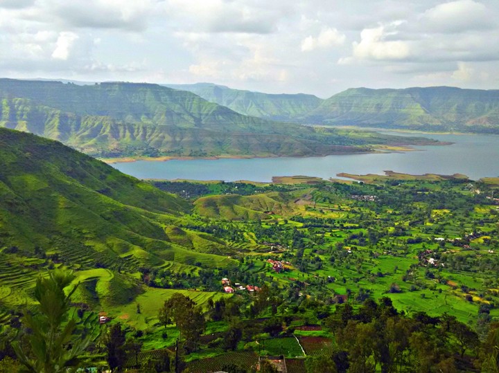 Mountains & Valleys