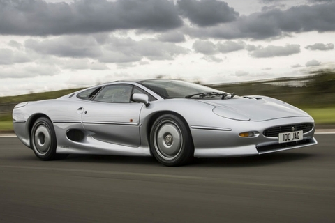 Jaguar XJ220