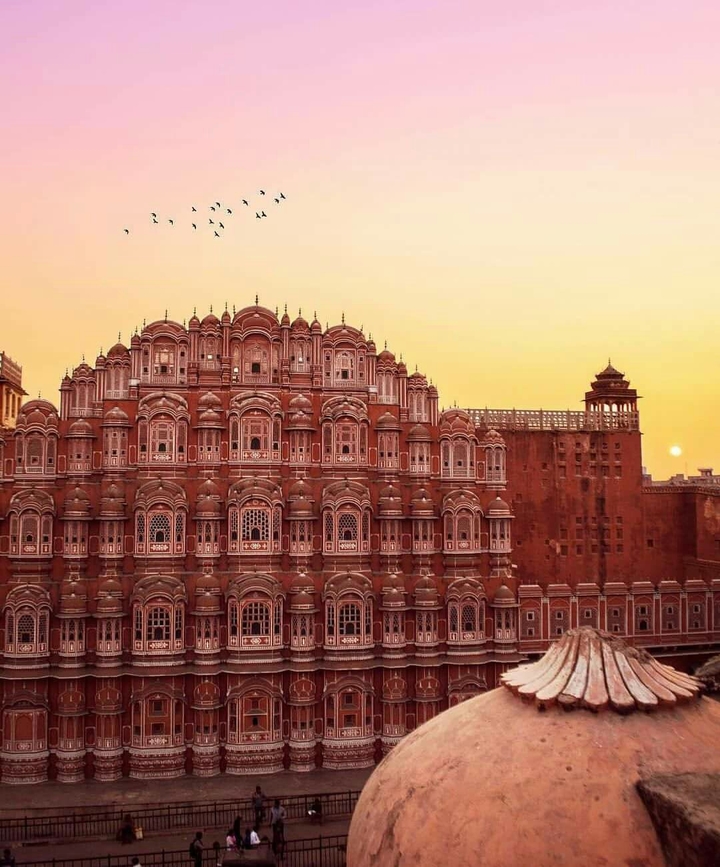 #jaipur #india #hvamahal #historical #city #building