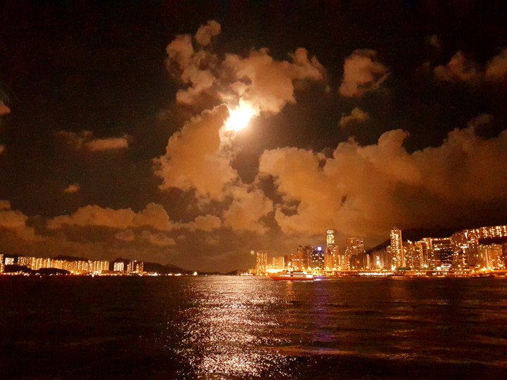 Red moon