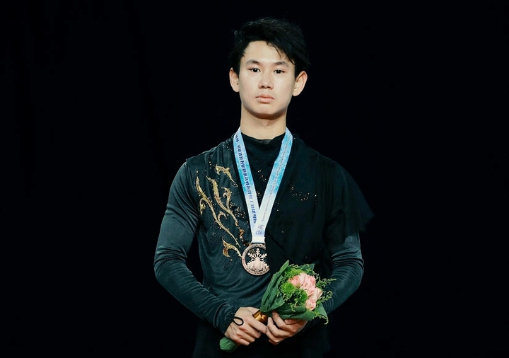 Denis Ten ⛸ Денис Тен ⛸ 데니스 댄
