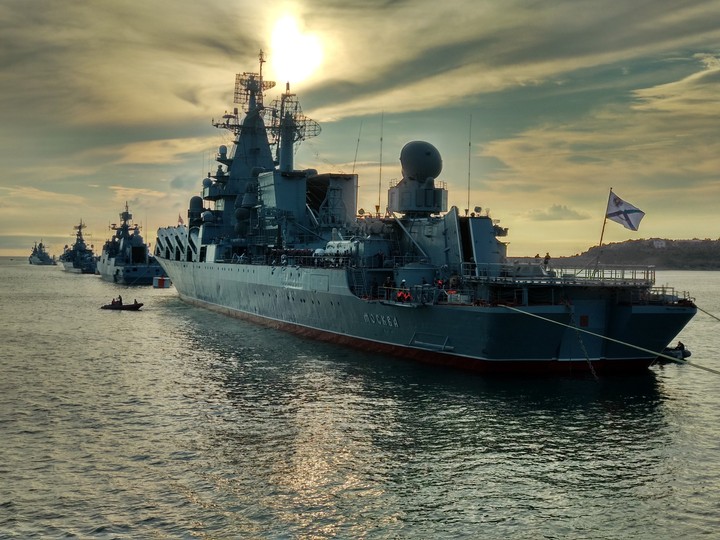 The big missile cruiser "Moscow"