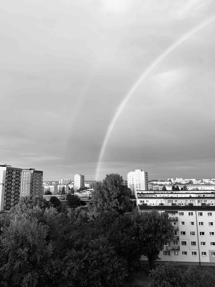 Somewhere over the rainbow