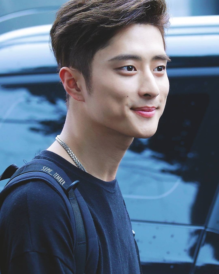 K.A.R.D ~ Taehyung
