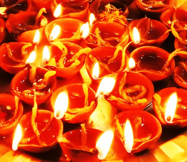 CANDLES
