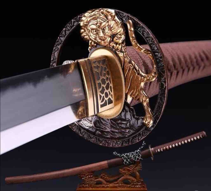 Gold plated tiger Katana