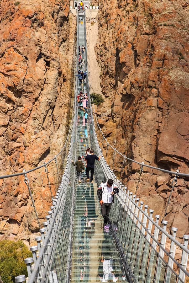 Hir cantilever bridge, Iran