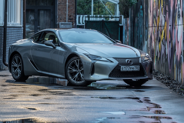 lexus