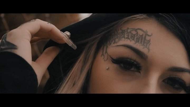 ladyxo face tatto