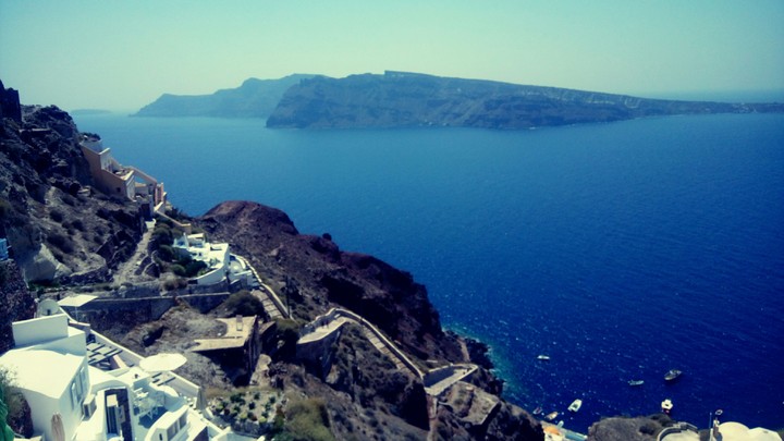 To Oia Santorini vacation. So relaxing view.