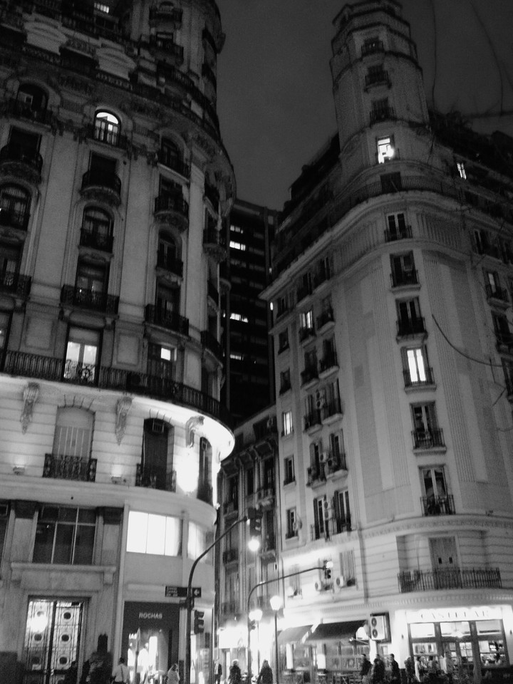 Av. Córdoba, Buenos Aires.