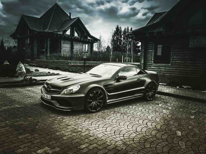 Mercedes-Benz