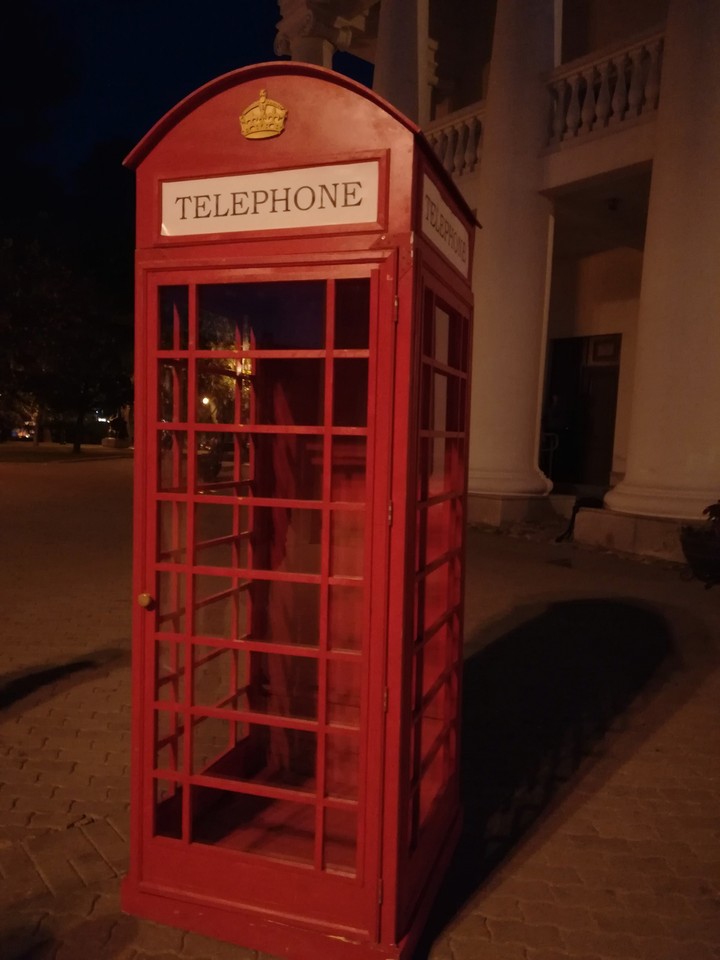 telephone