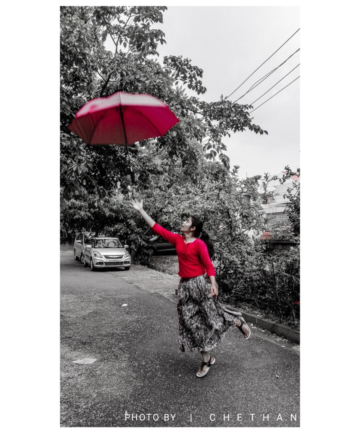 umbrella pose