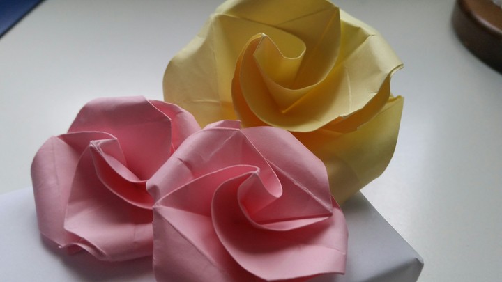 origami roses