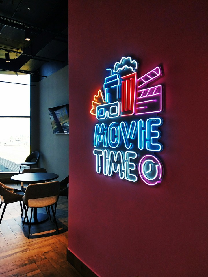 it's time for a good movie