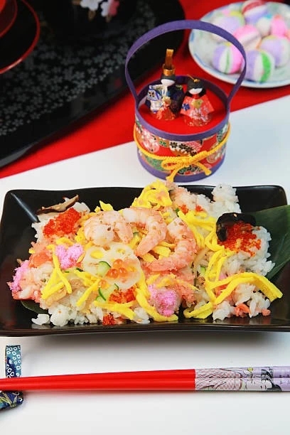Chirashi zushi