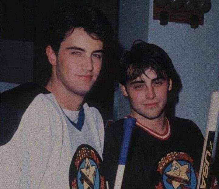 Chandler and Joey (Matthew Perry and Matt LeBlanc)