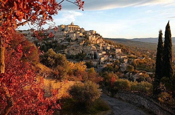Provence - morning in autumn
