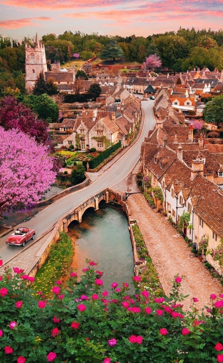Spring in Castle Combe