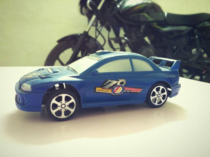 toy car