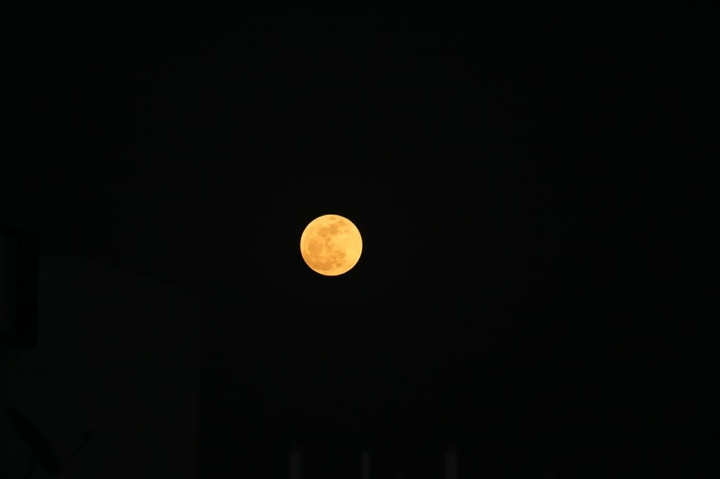 The Eye of Sky