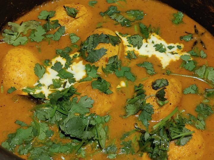 Egg butter masala